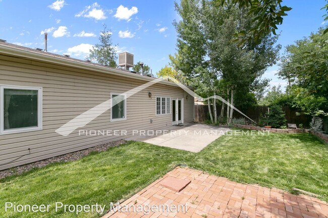 Building Photo - 3 br, 2.5 bath House - 3446 S. Forest St