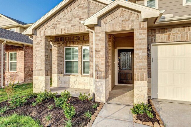 Building Photo - 7215 Wilshire Ct