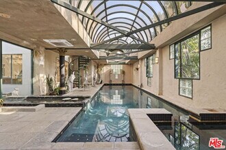 Building Photo - 9213 Warbler Pl