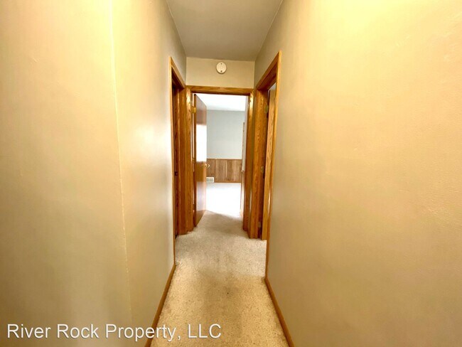 Building Photo - 4 br, 2 bath House - 1110 12th St S