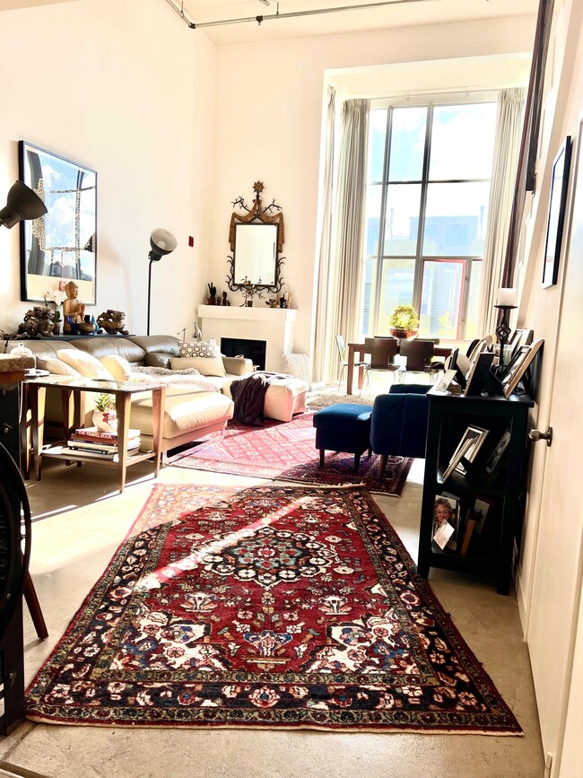 Photo - 725 Florida St Apartment