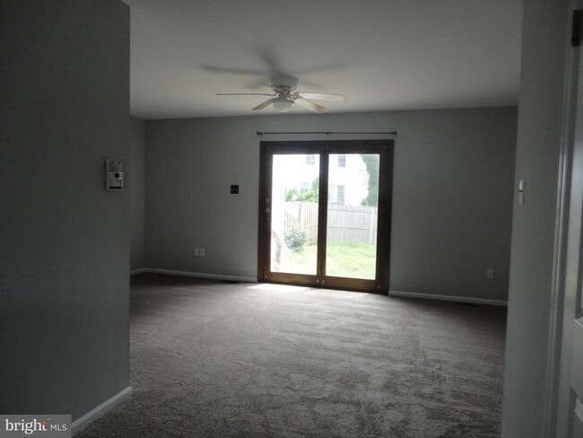 Building Photo - 2291 Memorial Ct