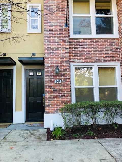 Building Photo - 644 Artisan Pl