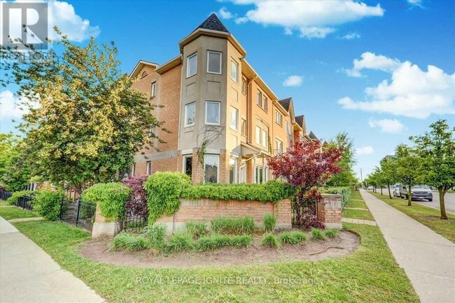 Building Photo - 19 Rosebank Dr