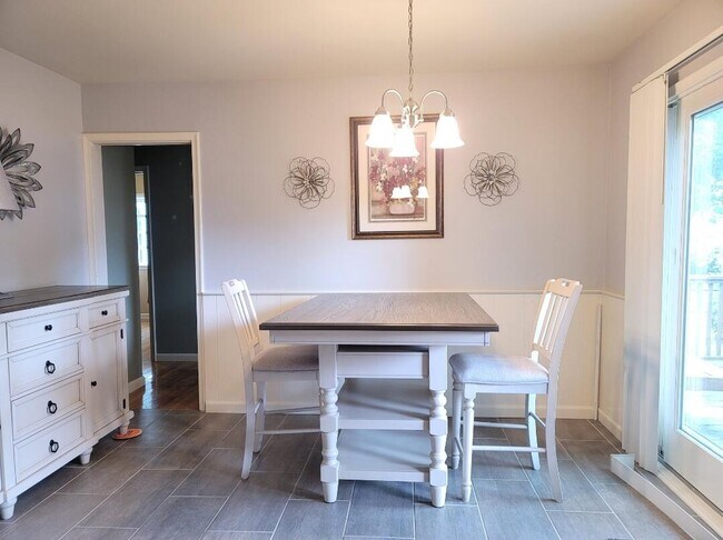 Foto del edificio - 1406 Millard Ave