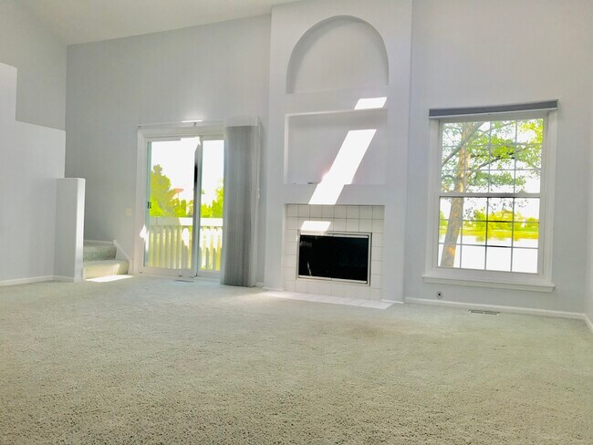 Foto del edificio - 241 Shadybrook Ln