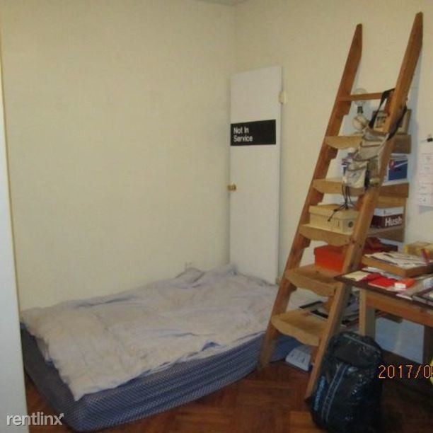 Foto principal - 107 Van Buren St
