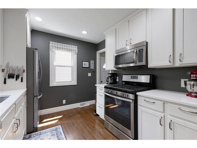 Building Photo - 2629 Idaho Ave S