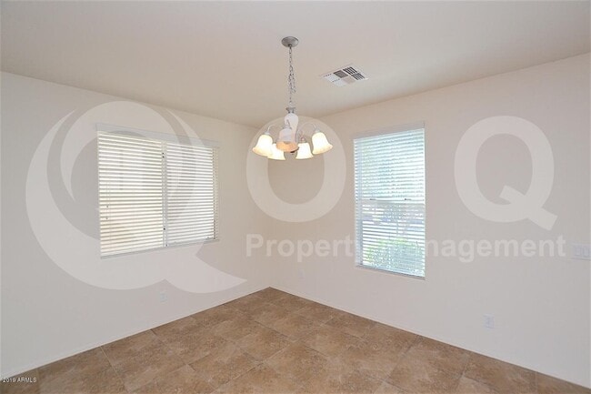 Foto del edificio - 4028 E Tulsa St