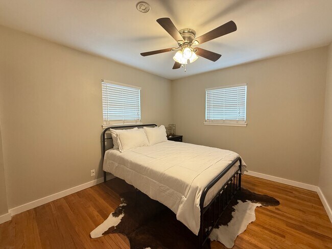 Foto del edificio - 3314 W Ohio Ave