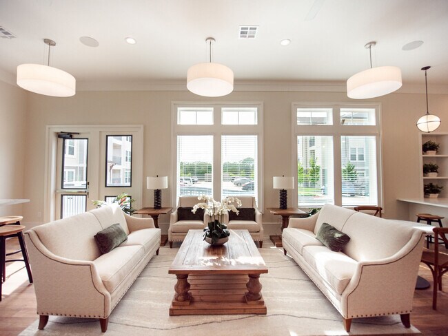 Foto del edificio - Cypress Creek South Cedar