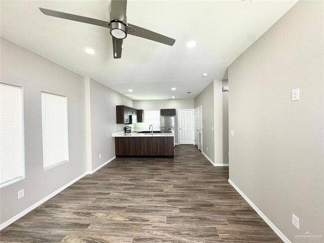 Foto del edificio - 4101 Walnut Ave