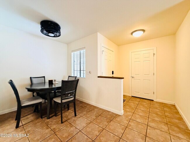 Building Photo - 101 S Players Club Dr