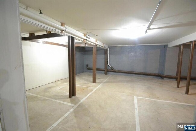 Foto del edificio - 121 Grove St