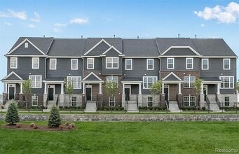 Building Photo - 359 N Sydney Ct