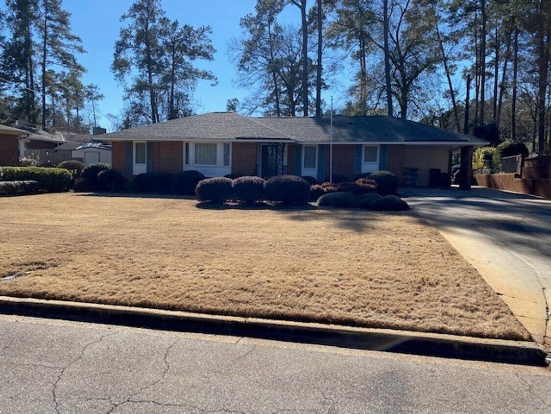 Primary Photo - Beautiful home located in National Hills!