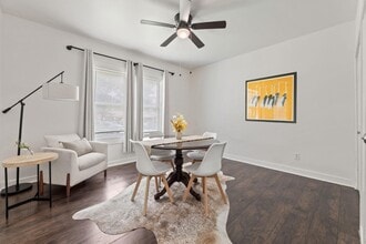 Building Photo - 1010 Long St