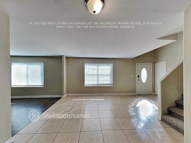 Foto del edificio - 3808 W Columbine Dr