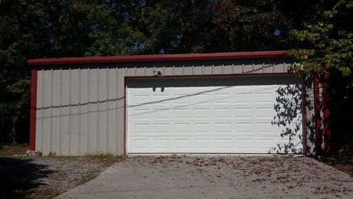 Building Photo - 855 Fairgarden Cir