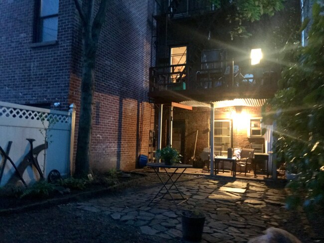 Foto del edificio - 411 Bergen St