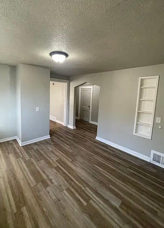 Building Photo - 2608 N 40th St
