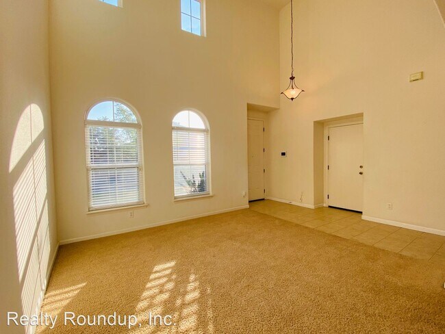 Foto del edificio - 4 br, 3 bath House - 10356 Stoecker Way