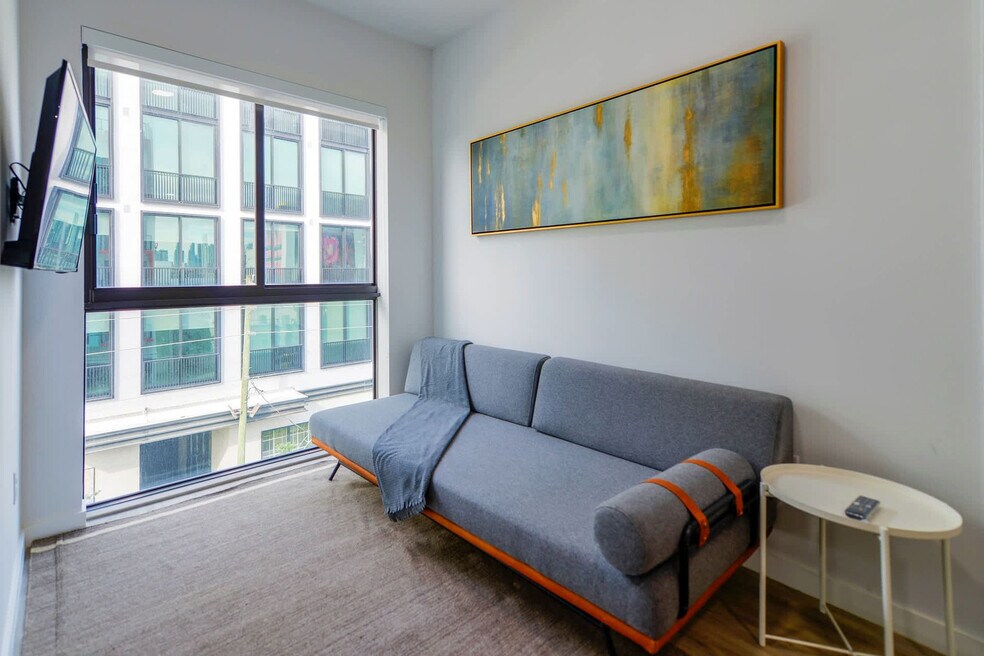 136 NW 26th St