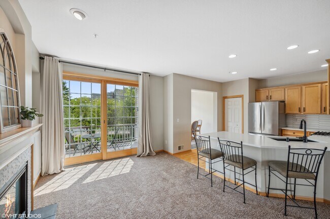 Foto del edificio - 977 Fairfield Ct