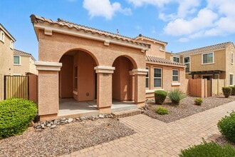 Building Photo - 2240 S Buckaroo Trail