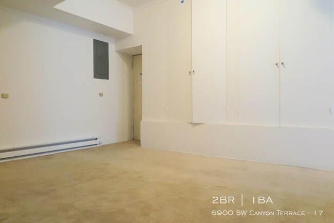 Foto del edificio - 6900 SW Canyon Terrace