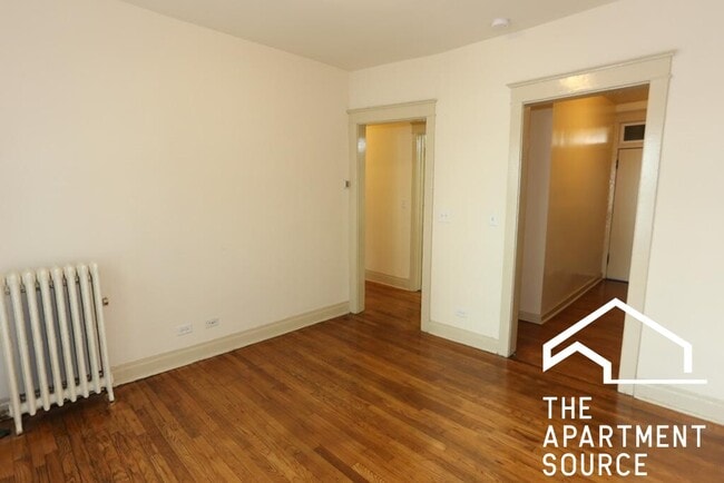 Foto del edificio - 4714 N Racine Ave