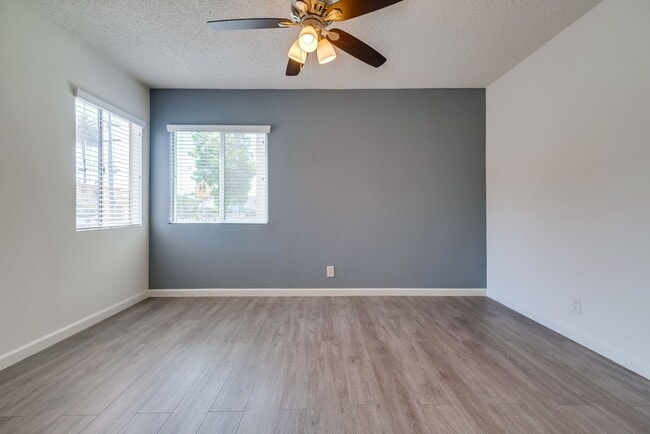 Interior Photo - 2485 Venice Blvd Venice Blvd Apartment