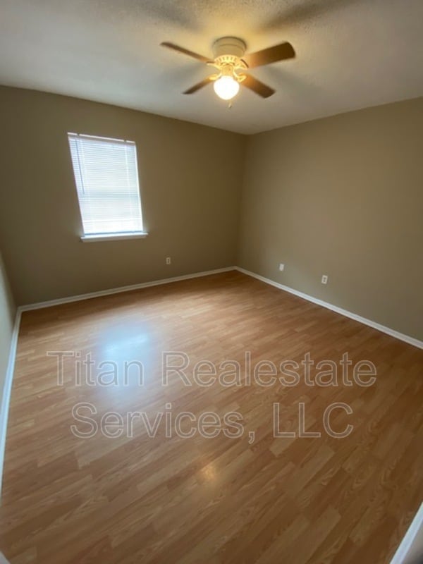 Building Photo - 108 Hummingbird Ln