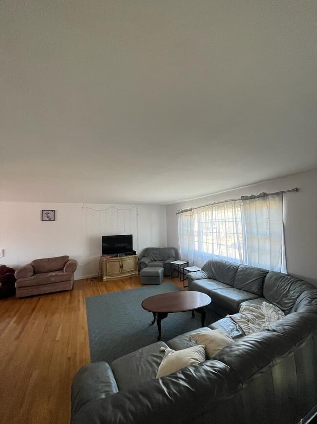 Foto del edificio - 123 Folino Dr