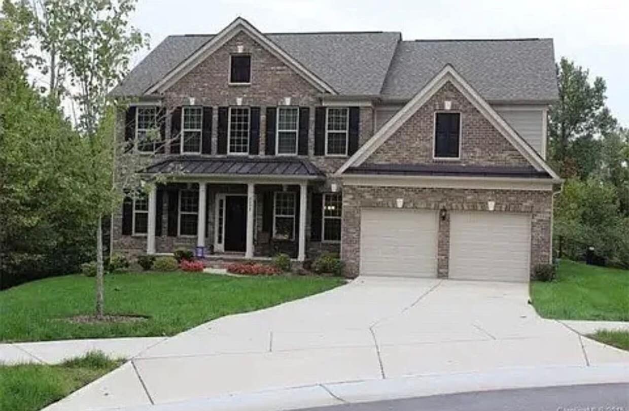 Foto del edificio - 9696 Ashley Green Ct NW