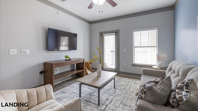 Foto del edificio - 4689 Mustang Pkwy