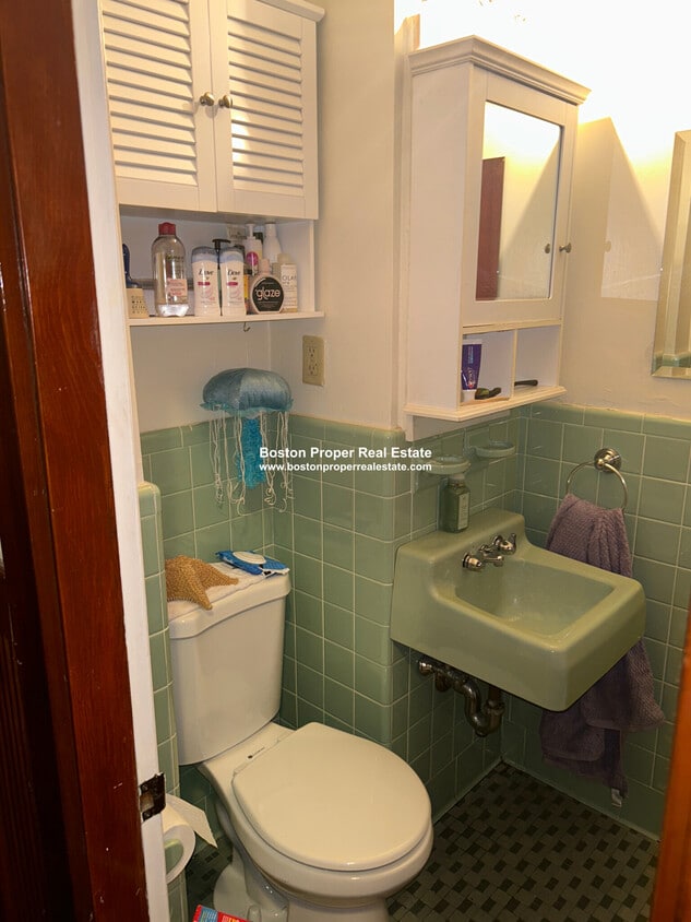 Foto del edificio - 25 Bay State Rd