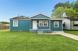 Building Photo - 438 Huntlee Dr