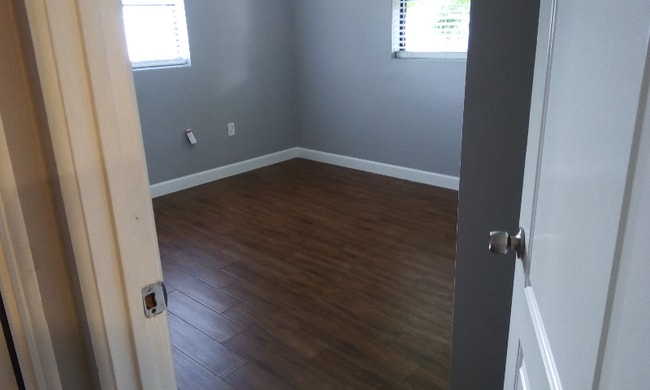 Photo - 521 Morocco Ave House