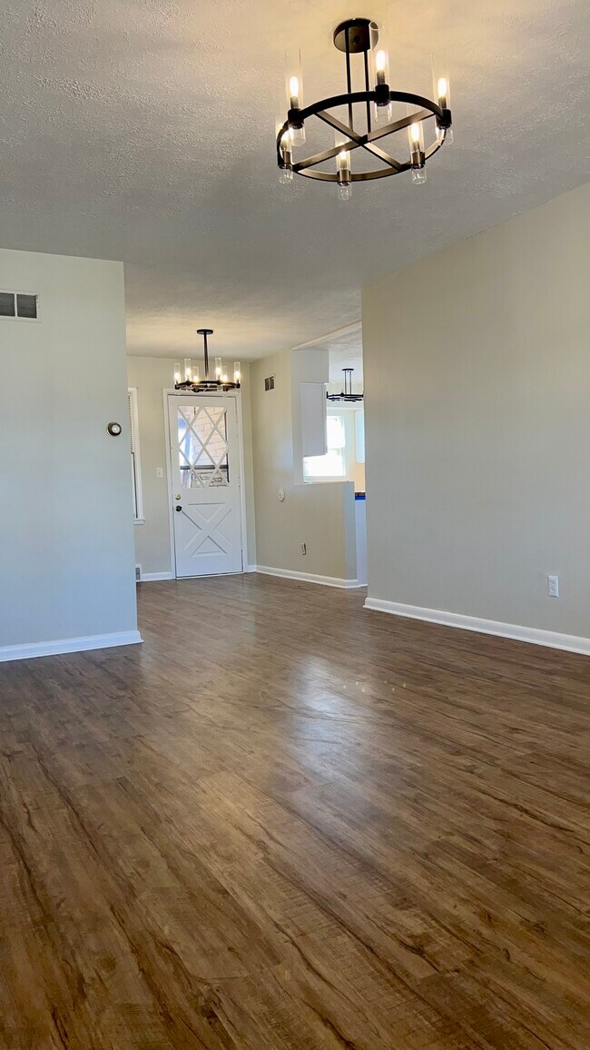 Living room - 4033 E Countryside Plz