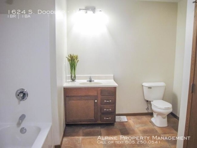 Building Photo - 1 bedroom in Sioux Falls SD 57103