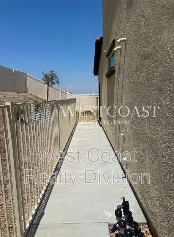Foto del edificio - 25134 Sand Wedge Dr