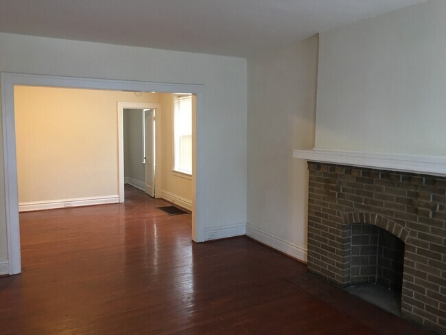 Building Photo - 3101 Miami St