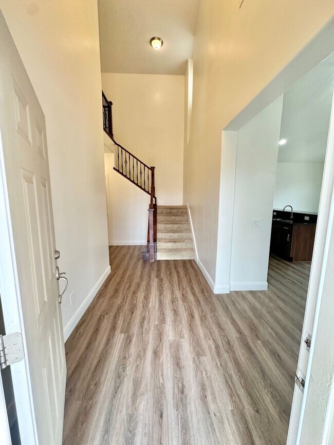 Building Photo - Casitas at Hidden Valley
