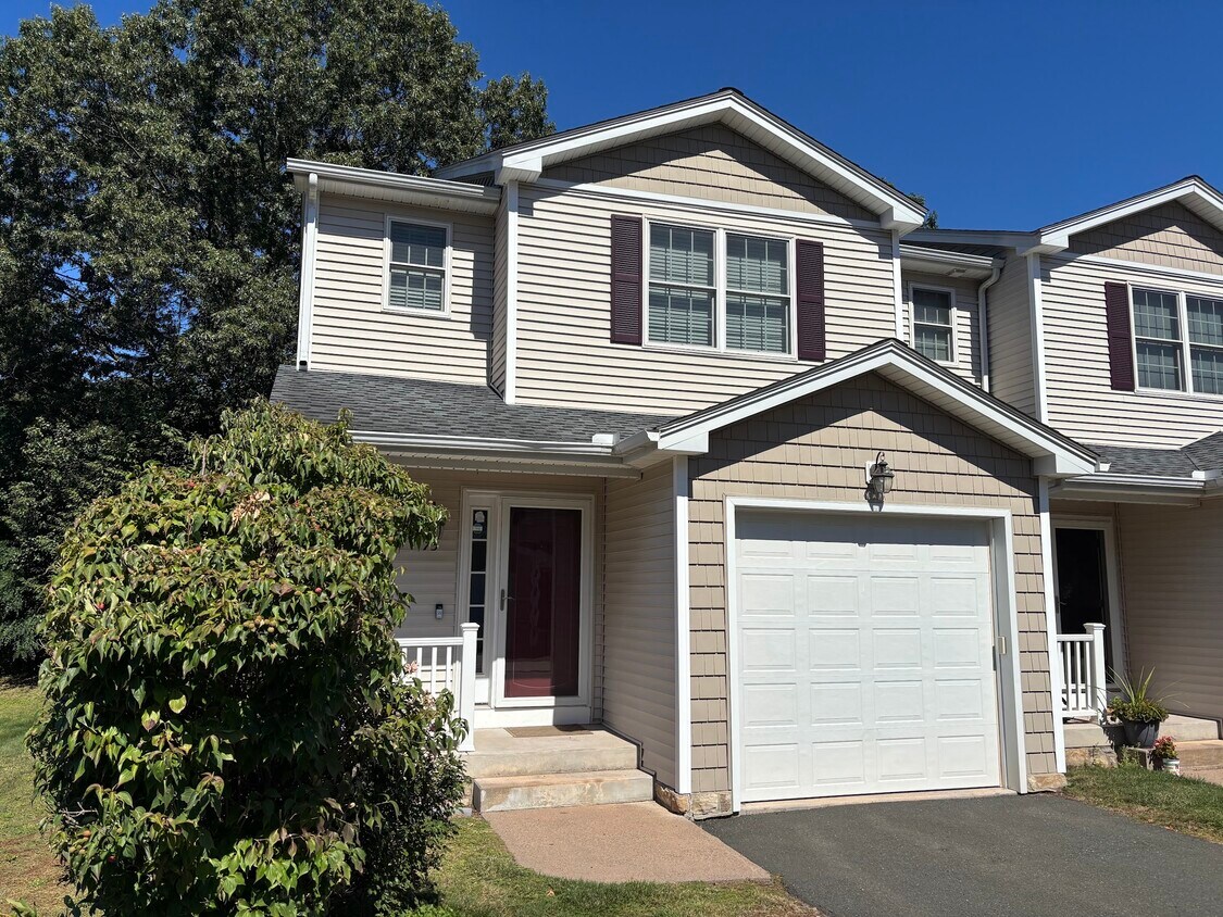 Foto principal - 75 Gianna Dr
