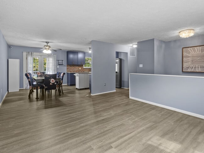 Foto del edificio - 2007 Robert Bowie Dr