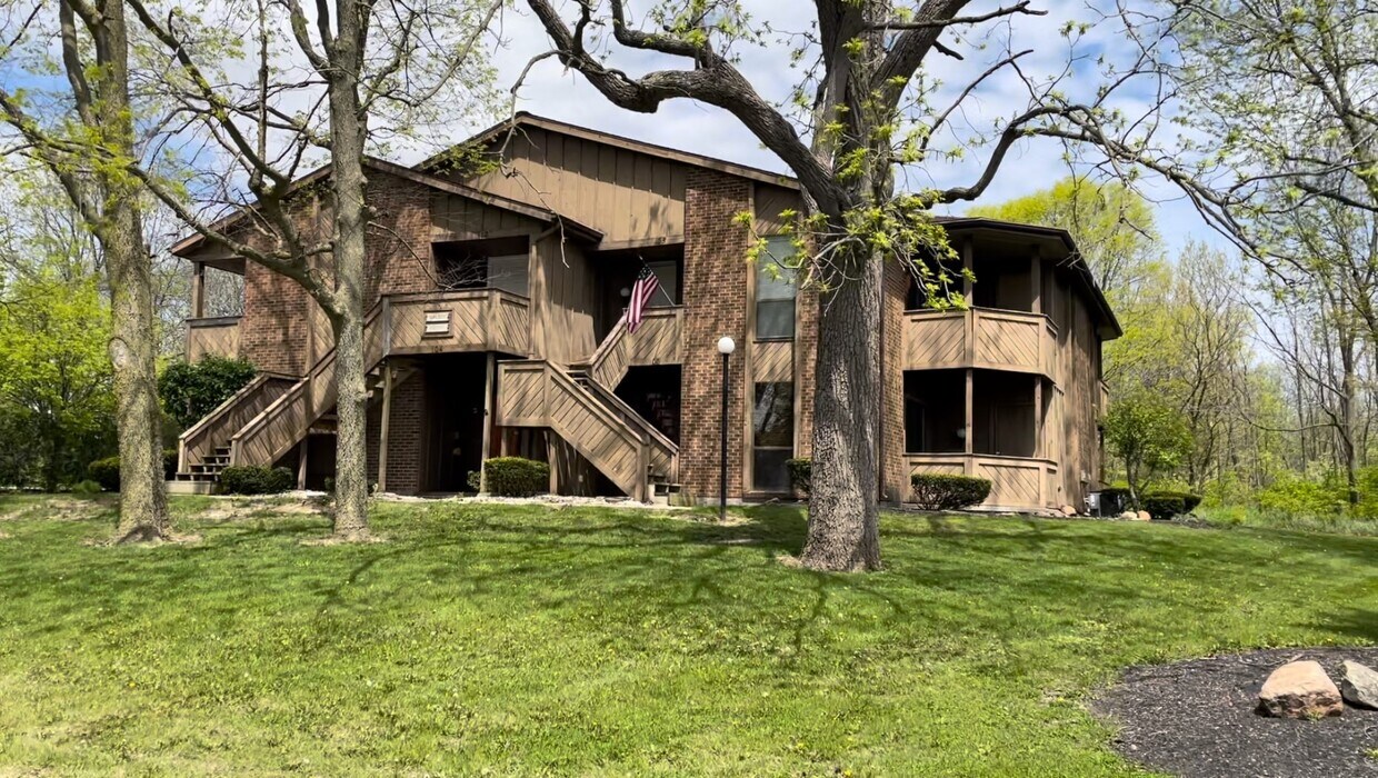 Foto principal - 106 Hartford Ct