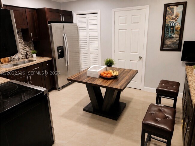 Foto del edificio - 1275 NW 58th Ave