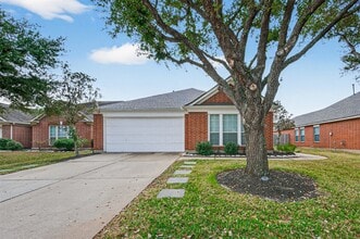 Building Photo - 16719 Red Falls Cir