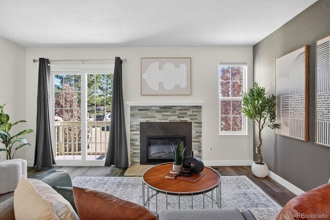 Building Photo - For Rent – $2,195/month | Stanton Farms Townhome in Littleton